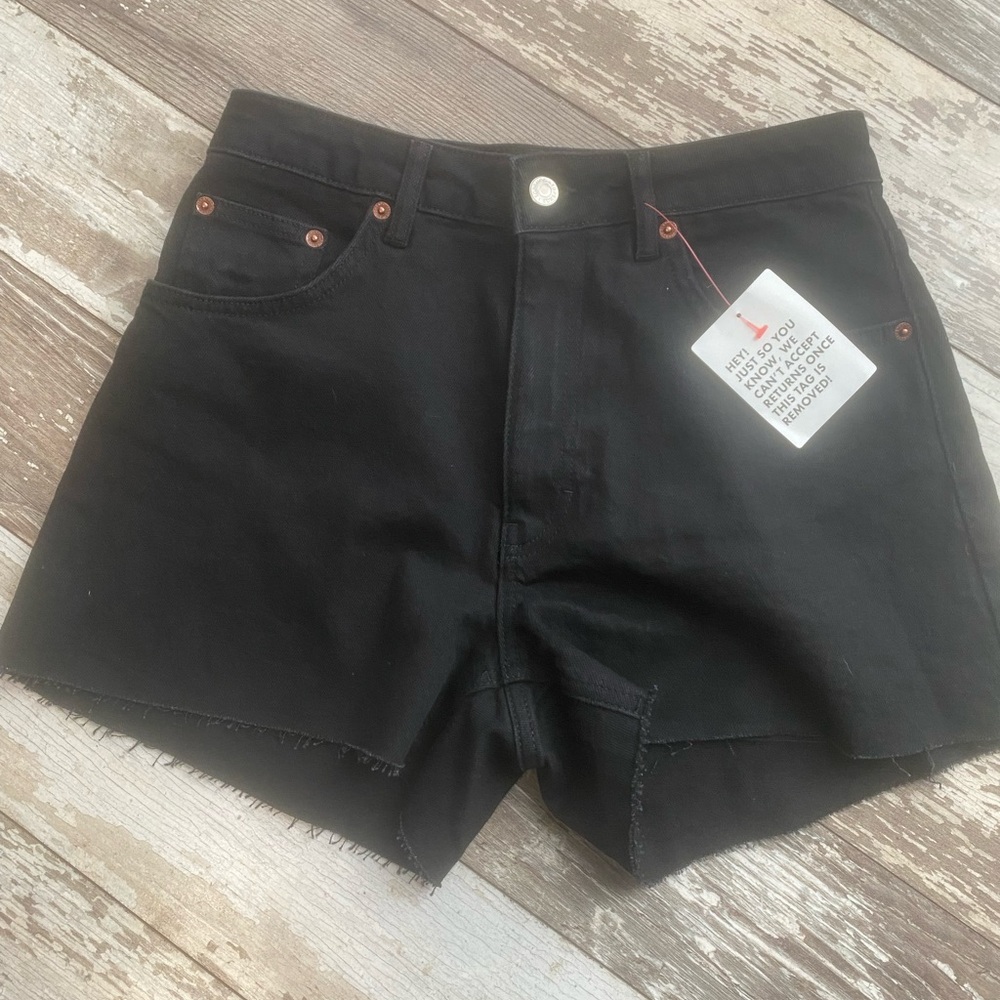Topshop NWT Black Shorts size 8